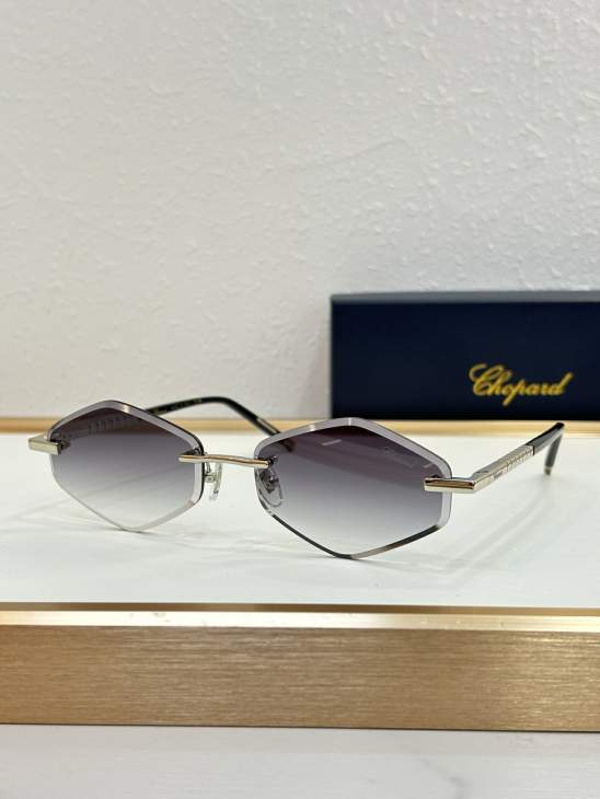 Picture of Chopard Sunglasses _SKUfw76702799fw